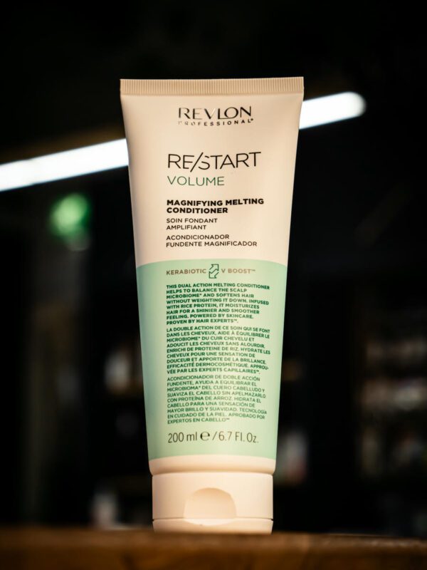 Re/Start Volume Magnifying Melting Conditioner